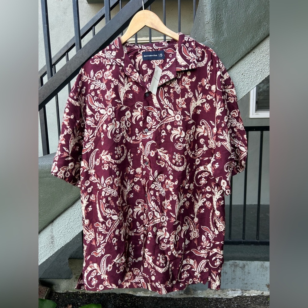 NWT Abercrombie & Fitch Floral Short Sleeve Button Down Shirt Resortwear Sz XXL